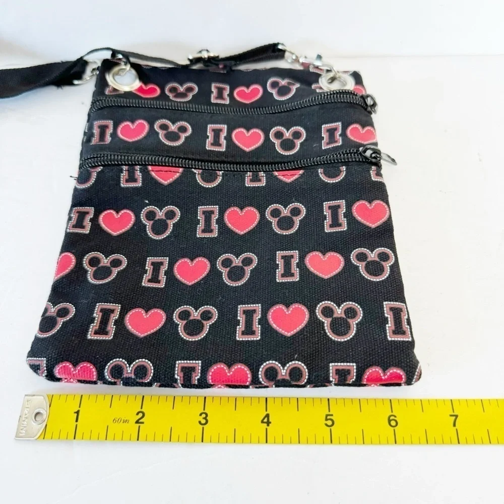 Disney Crossbody I Love Mickey Canvas Heart Passport Bag Disneyland